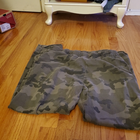 Zara Camo Sweatpants - Picture 1 of 16